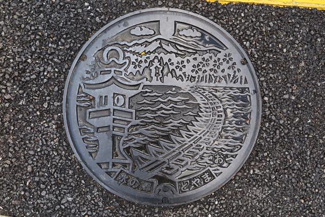 神通川左岸流域の下水道関連蓋