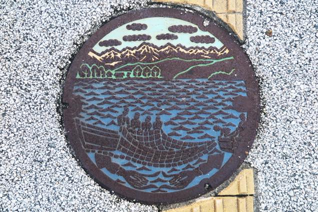 滑川市のデザイン蓋