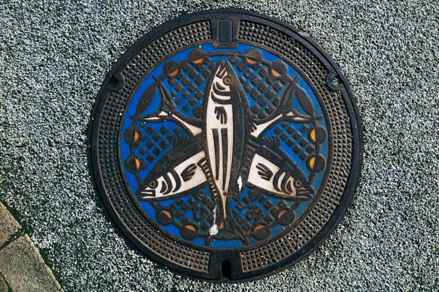 氷見市のデザイン蓋