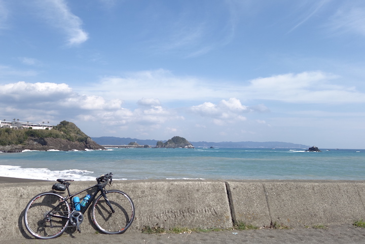 ロードバイク女子の輪行旅。房総半島で100kmサイクリング