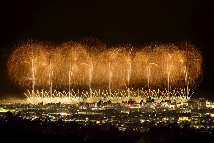 長岡まつり大花火大会を120％楽しむ方法を、花火マニアが教えます!!
