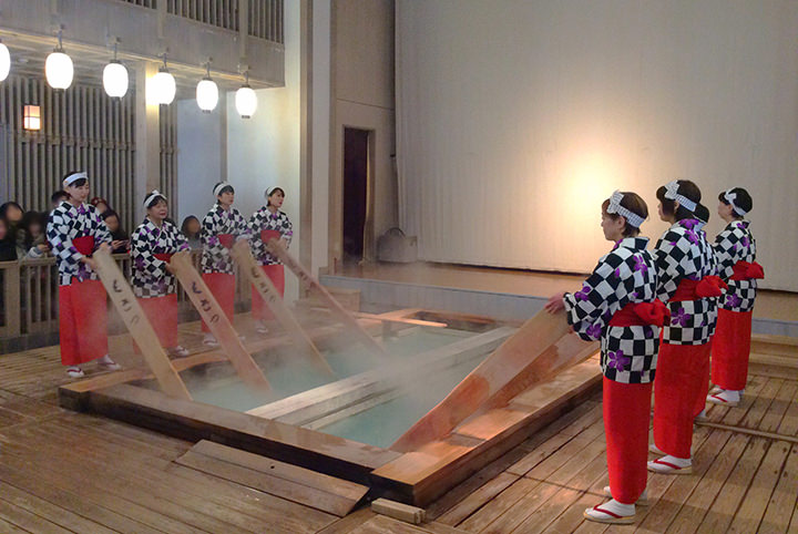 草津温泉へ、ふらっと週末ひとり旅。自分だけのプチ贅沢時間を