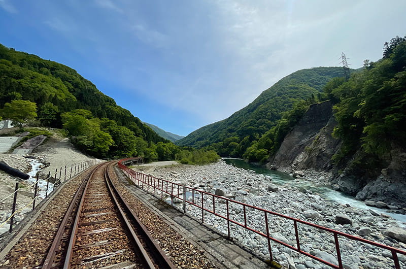 【岐阜・奥飛騨の旅】廃線跡を自転車で走る、ガッタンゴーに乗車