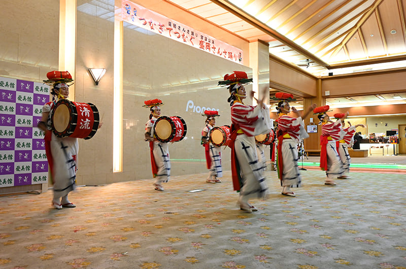 盛岡三大麺に盛岡さんさ踊り。小岩井農場も巡る盛岡満喫の旅