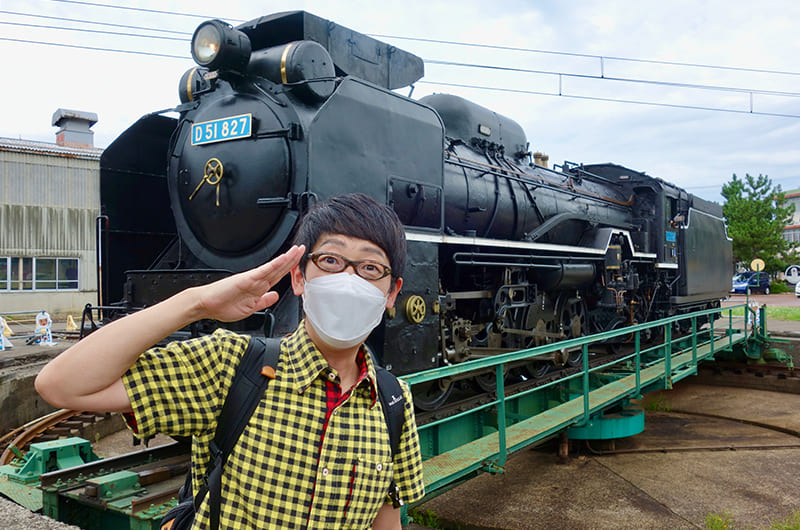 信越本線【新潟―直江津】の旅。鉄道のまちや海沿い駅で途中下車