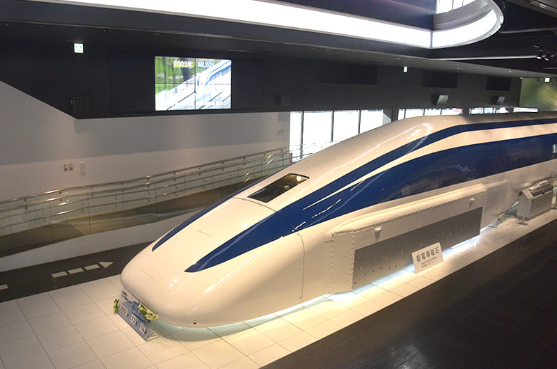 山梨・リニア見学センターでリニアを体感！河口湖では星空を堪能