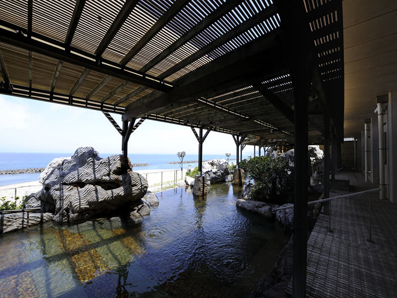 大観荘せなみの湯　露天風呂