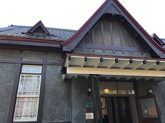 旧第八師団長官舎