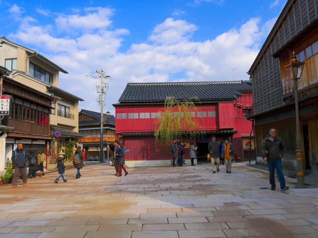 金沢「ひがし茶屋街」の街並