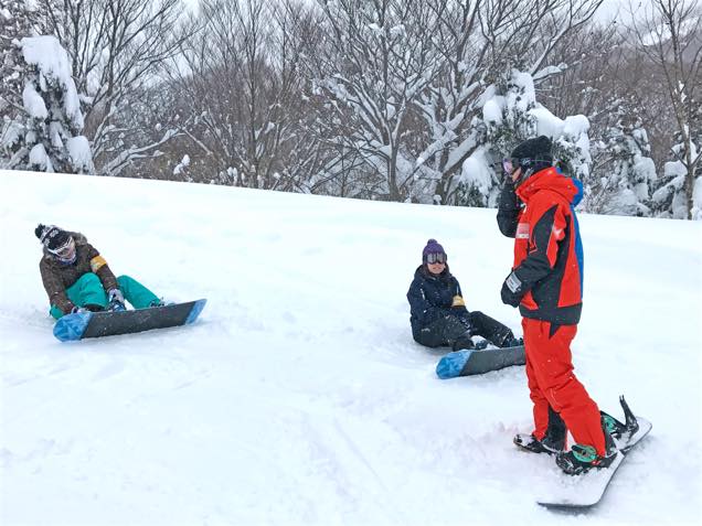ターンのポイントを教える先生