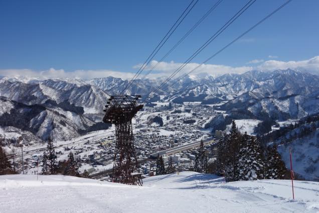 湯沢高原スキー場「コマクサコース」