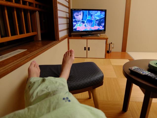 滝乃湯でくつろぐ