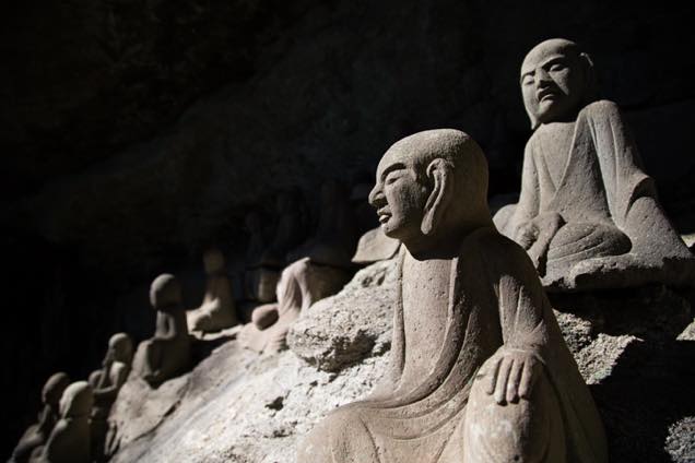 「千五百羅漢（らかん）」