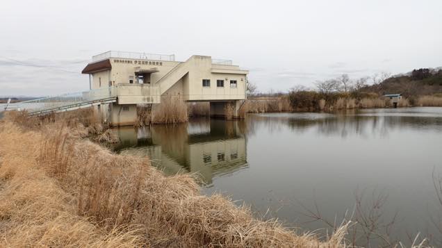 伊豆沼野鳥観察館