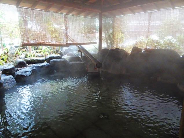 月岡ホテル露天風呂