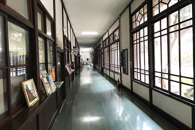 日光行政センター 廊下