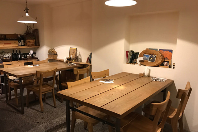 「Colz（コルツ）」店内