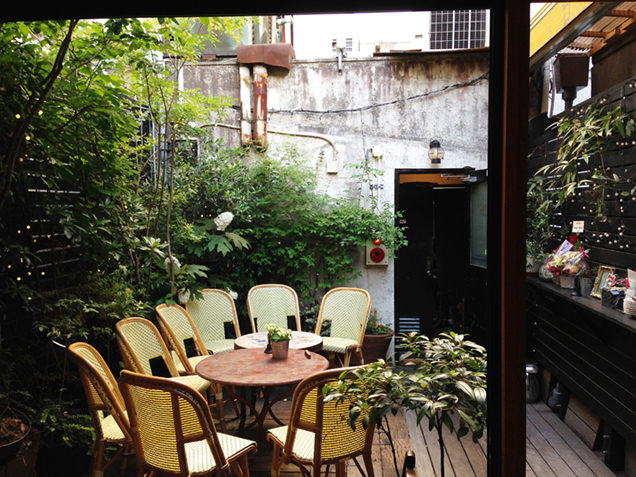 月のはなれ　内観