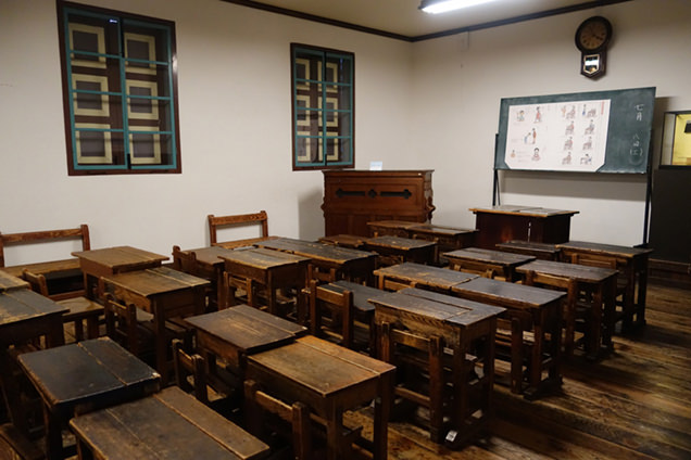 旧開智学校　教室