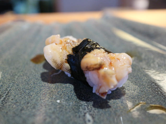 鮨 まつさか　つぶ貝