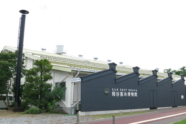 岡谷蚕糸博物館　外観