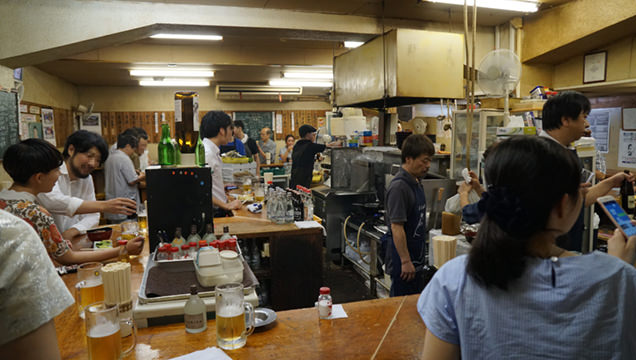 富士屋本店　店内