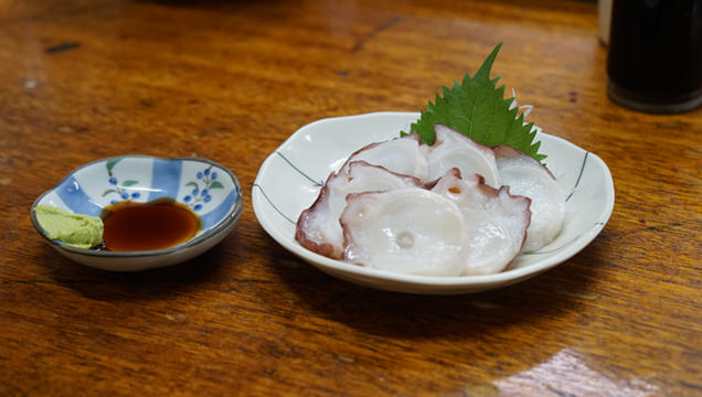 富士屋本店　タコ刺し