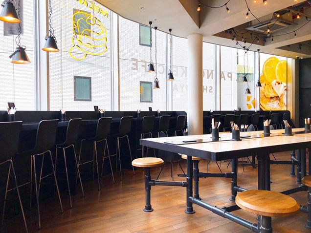 J.S. PANCAKE CAFE　店内