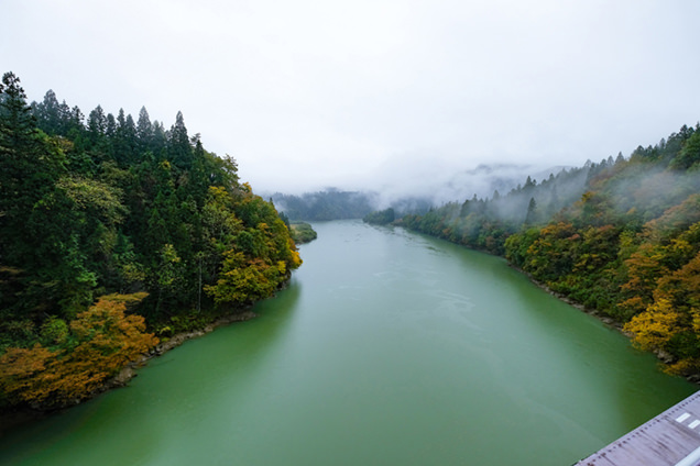 只見線　只見川