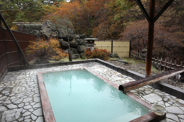 玉子湯　温泉庭園
