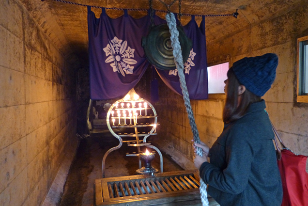 中野不動尊　洞窟巡り