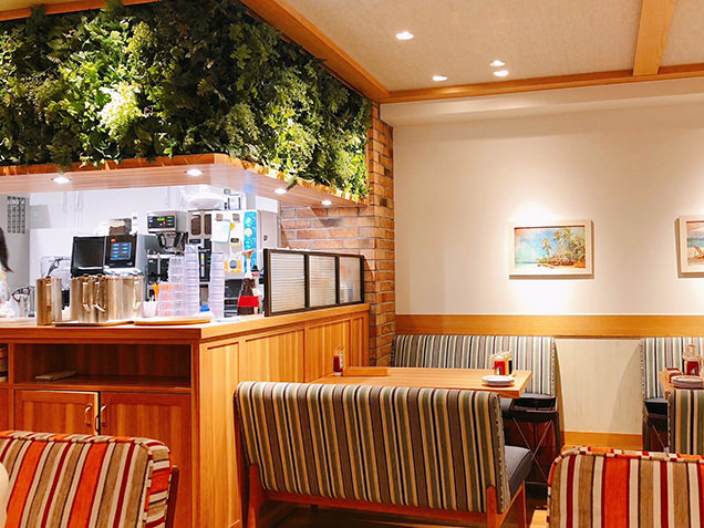 Alt: Eggs 'n Things 仙台店　店内