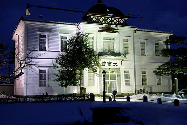 大宝館　ライトアップ