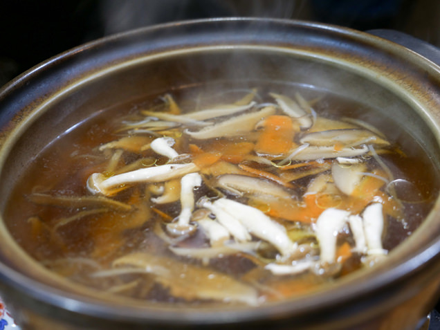 肴町のわが家　せんべい汁