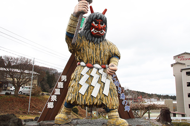 男鹿温泉郷　なまはげ像