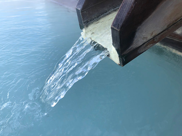 日進舘 「極楽湯」 温泉注ぎ口