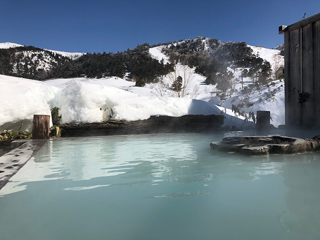 日進舘 「極楽湯」
