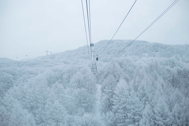蔵王ロープウェイからの風景