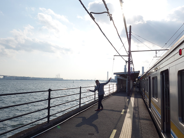 海芝浦駅　ホーム