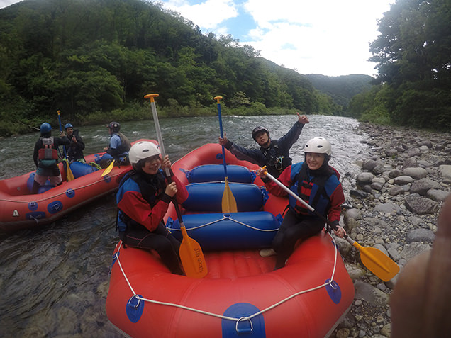 水上ラフティング