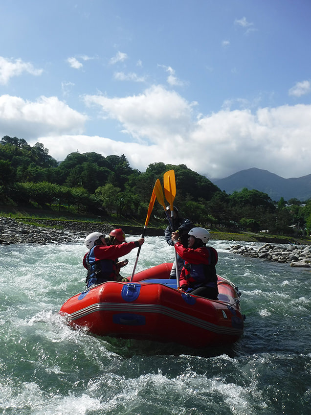 水上ラフティング
