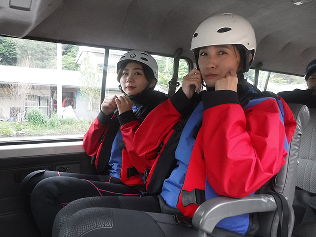 水上ラフティング