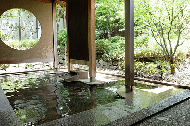 「界　松本」露天風呂