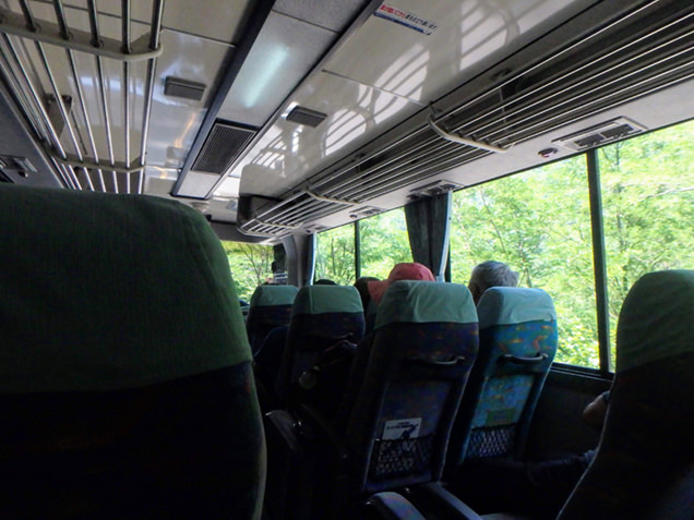 乗鞍高原へ向かうバス