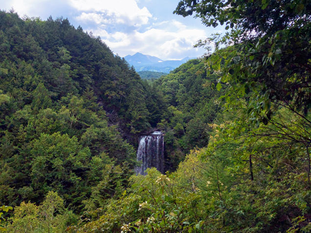 滝見台から見える乗鞍岳