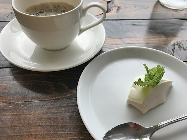 コーヒー風味のパンナコッタ