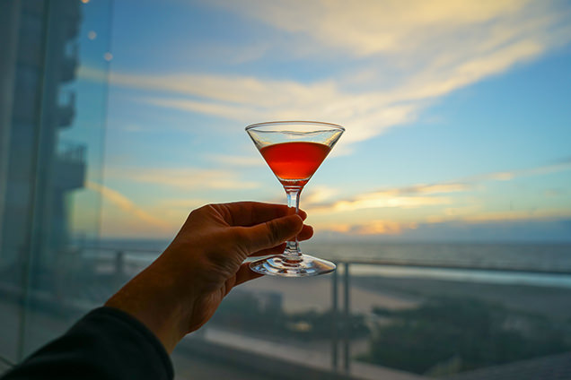 汐美荘　カクテル「夕映え」