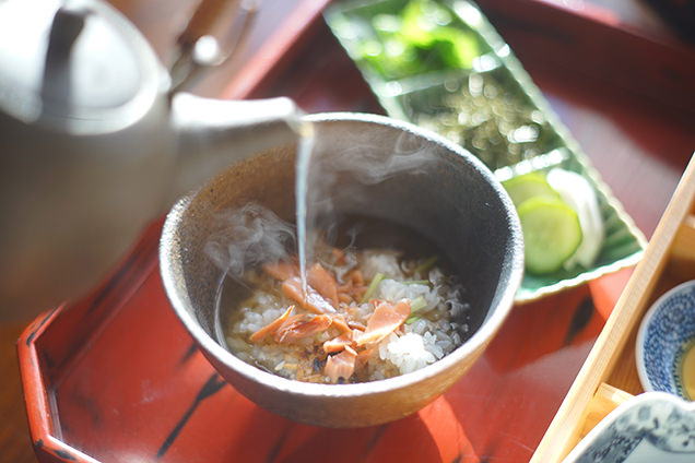 「千年鮭 井筒屋」　お茶漬け