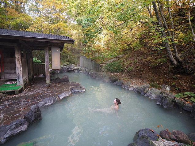 乳頭温泉郷　蟹場温泉　露天風呂