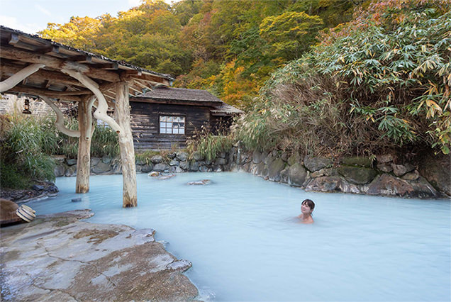 乳頭温泉郷　鶴の湯　露天風呂